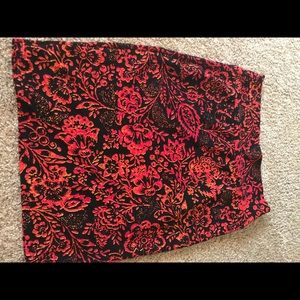 Large Lularoe Cassie Red and Black skirt XL